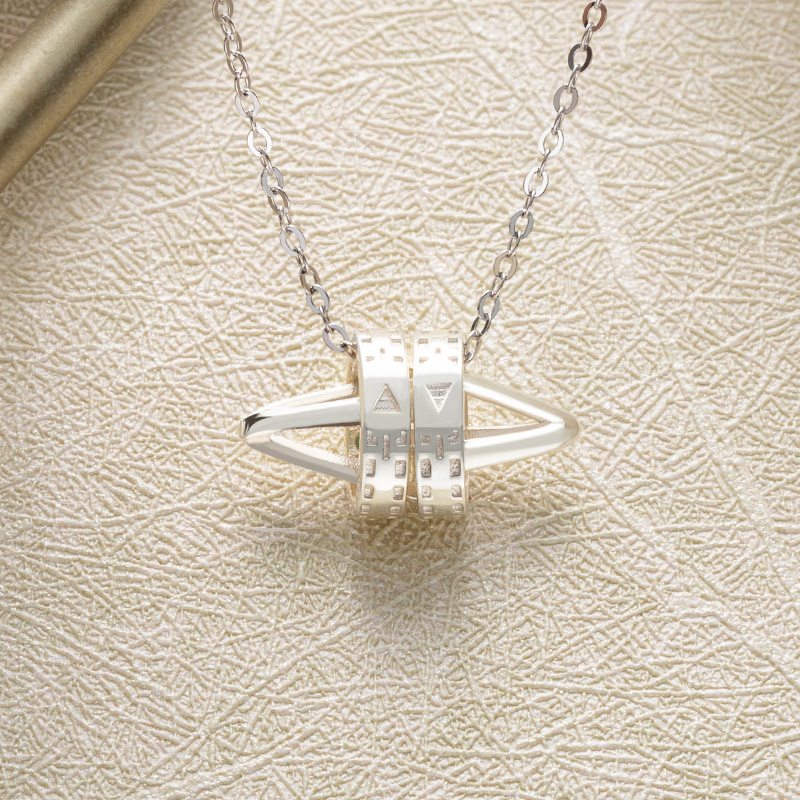 Link Click Official Peripherals Necklace