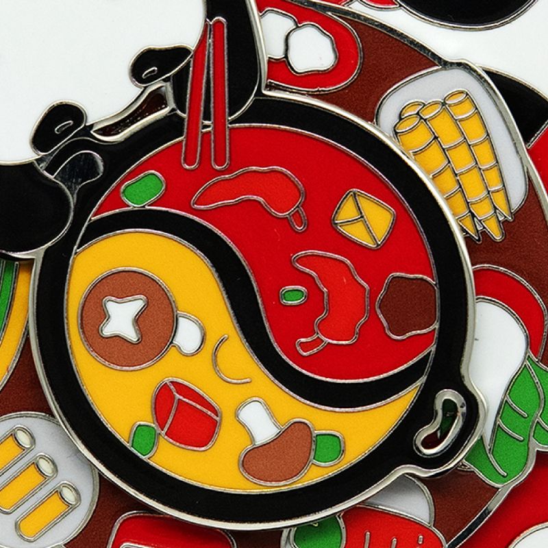 Chengdu Special: He Hua Panda Enjoying Spicy Hotpot Rotating Magnet 