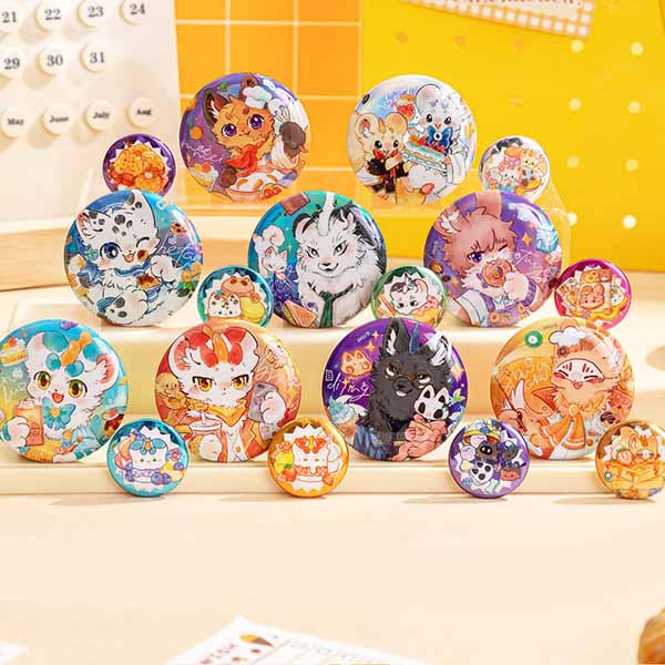 Fabulous Beasts Badge Set Blind Box