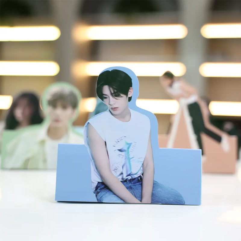 Zhu Zhengting Paper Standee +Card Huang Minghao Star Photocards