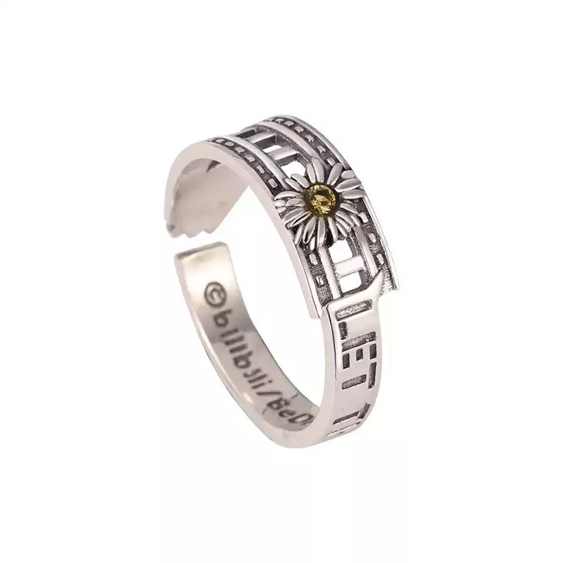 Link Click Time Link Combination Ring - Cheng Xiaoshi Version. 925 sterling silver ring with golden daisy birth flower, engraved 